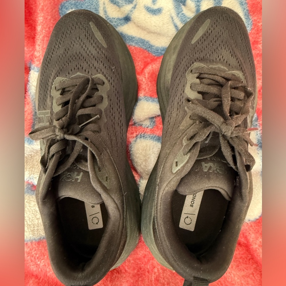All black Hokas sz 7.5